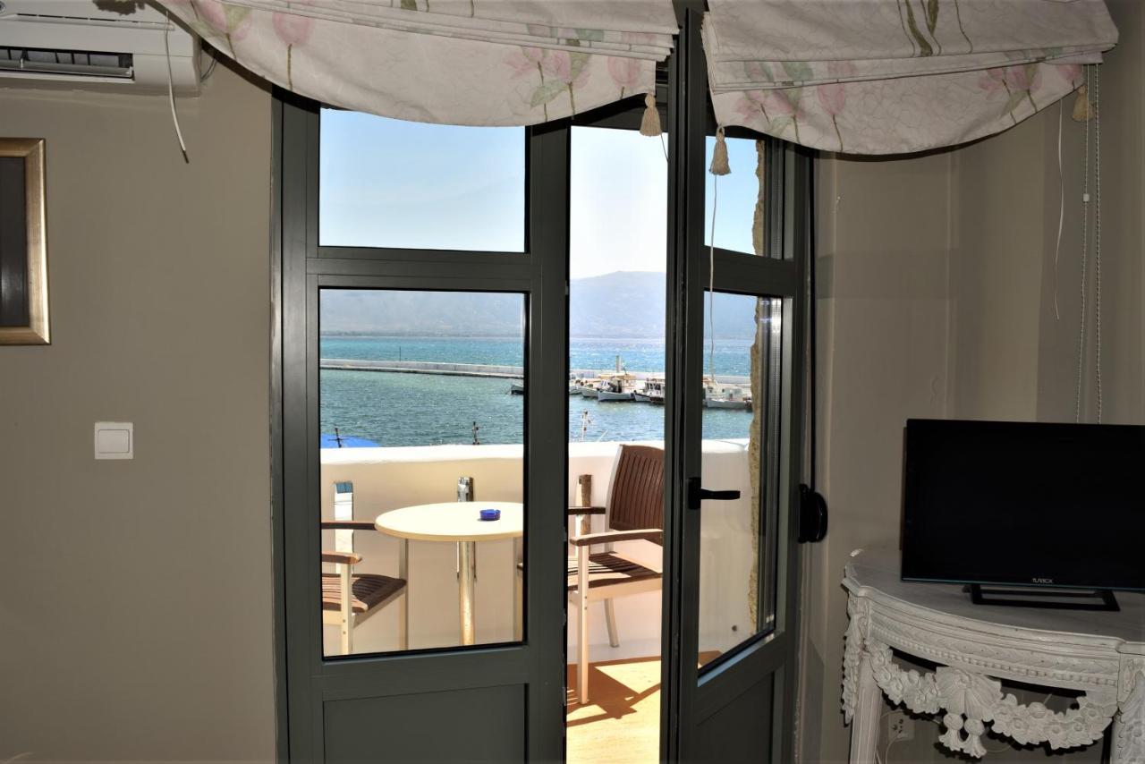 Elafonisos Elaion Hotel ภายนอก รูปภาพ