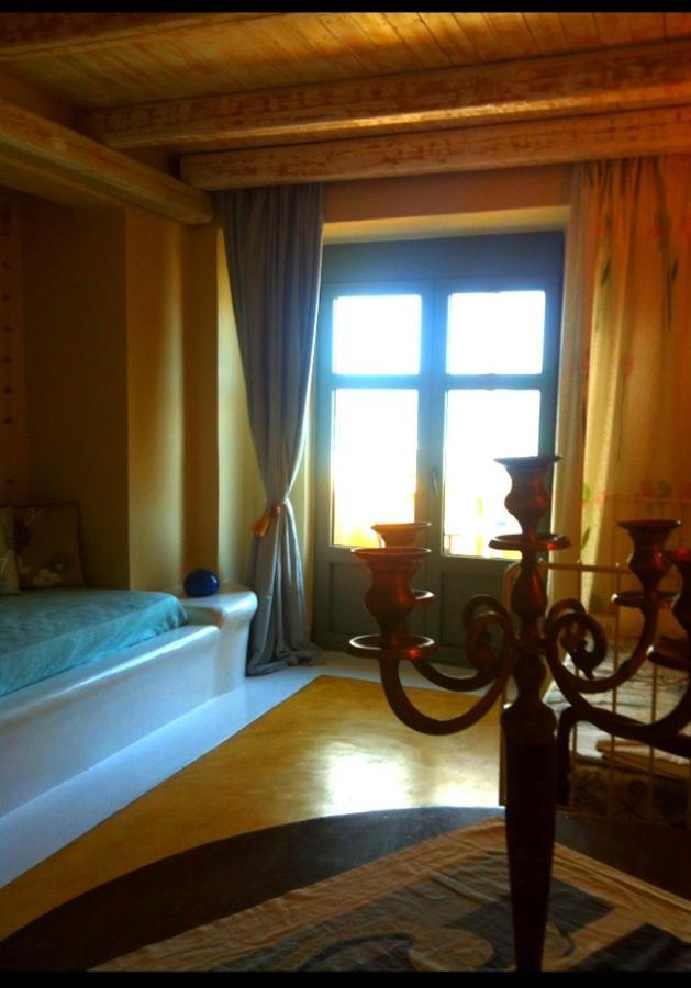 Elafonisos Elaion Hotel ภายนอก รูปภาพ