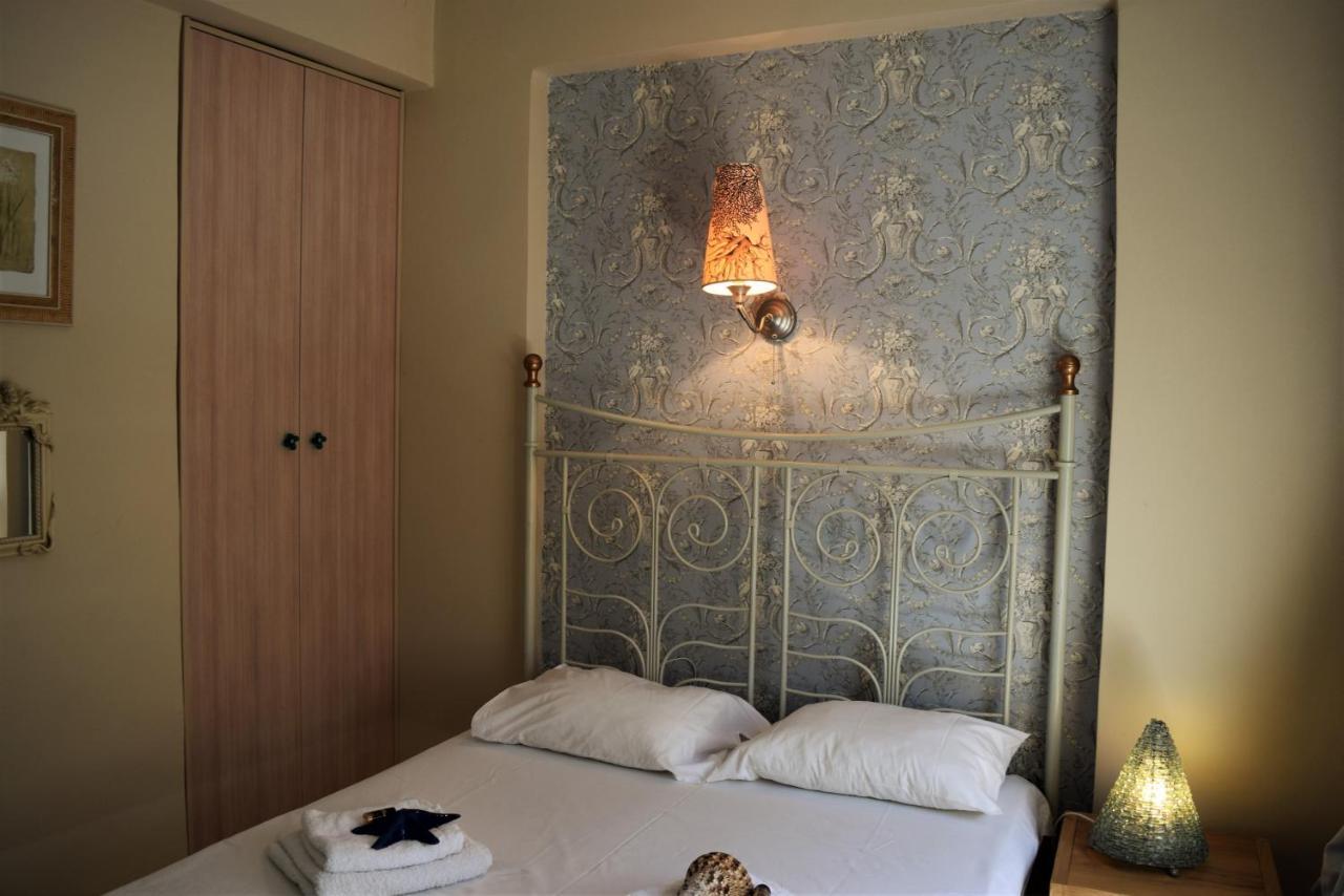 Elafonisos Elaion Hotel ภายนอก รูปภาพ
